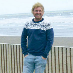 genuine smiles are the most attractive facial expression for men and women